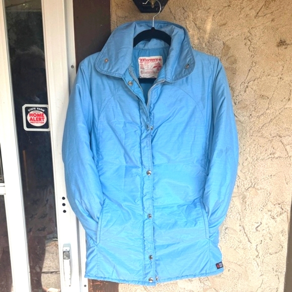 Vintage made in Edmonton Canada Woolrich Sky Blue Puffer Coat - Picture 1 of 9